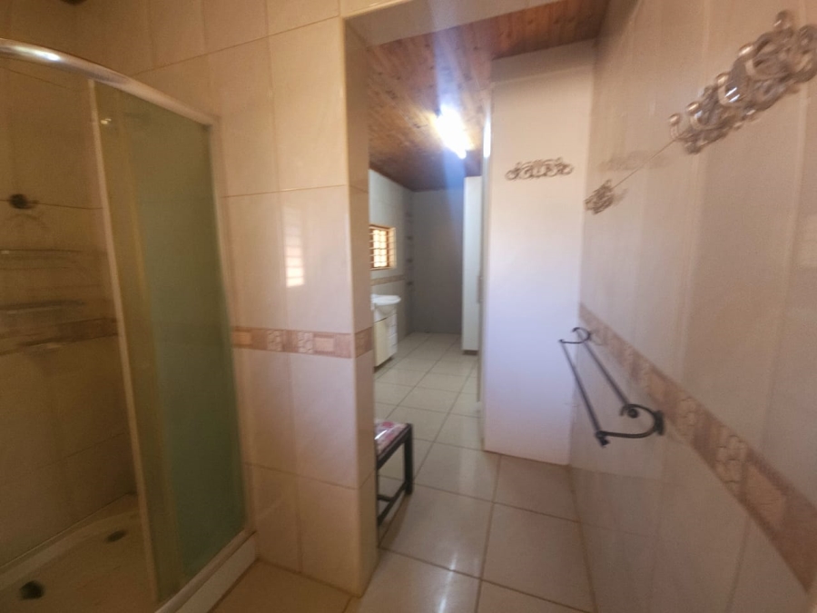 To Let 4 Bedroom Property for Rent in Hartbeespoort Rural North West